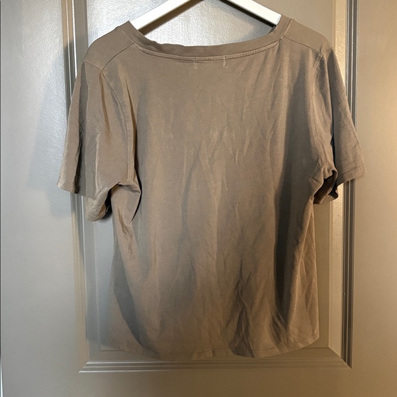 CJLA Vintage V-neck Tee - Picture 3 of 3